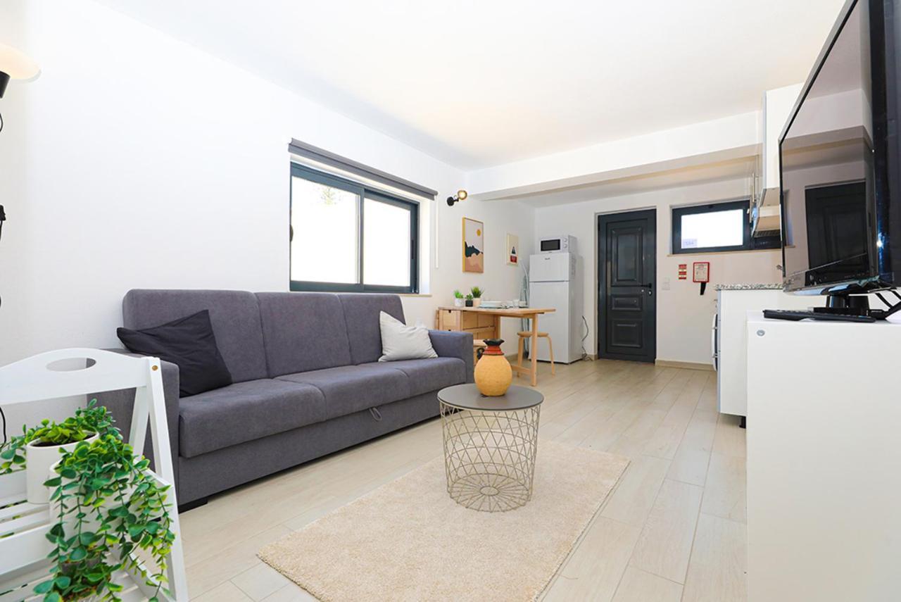 A62 - Cul De Sac Apartment In Lagos Eksteriør billede